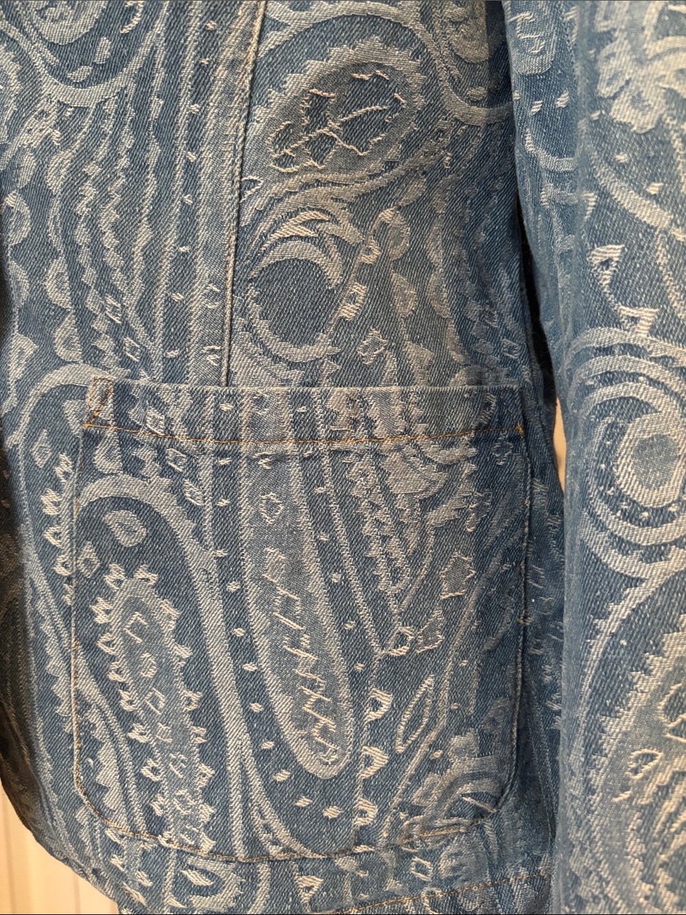 Solitaire Denim Blue Paisley Blazer - Picture 10 of 10